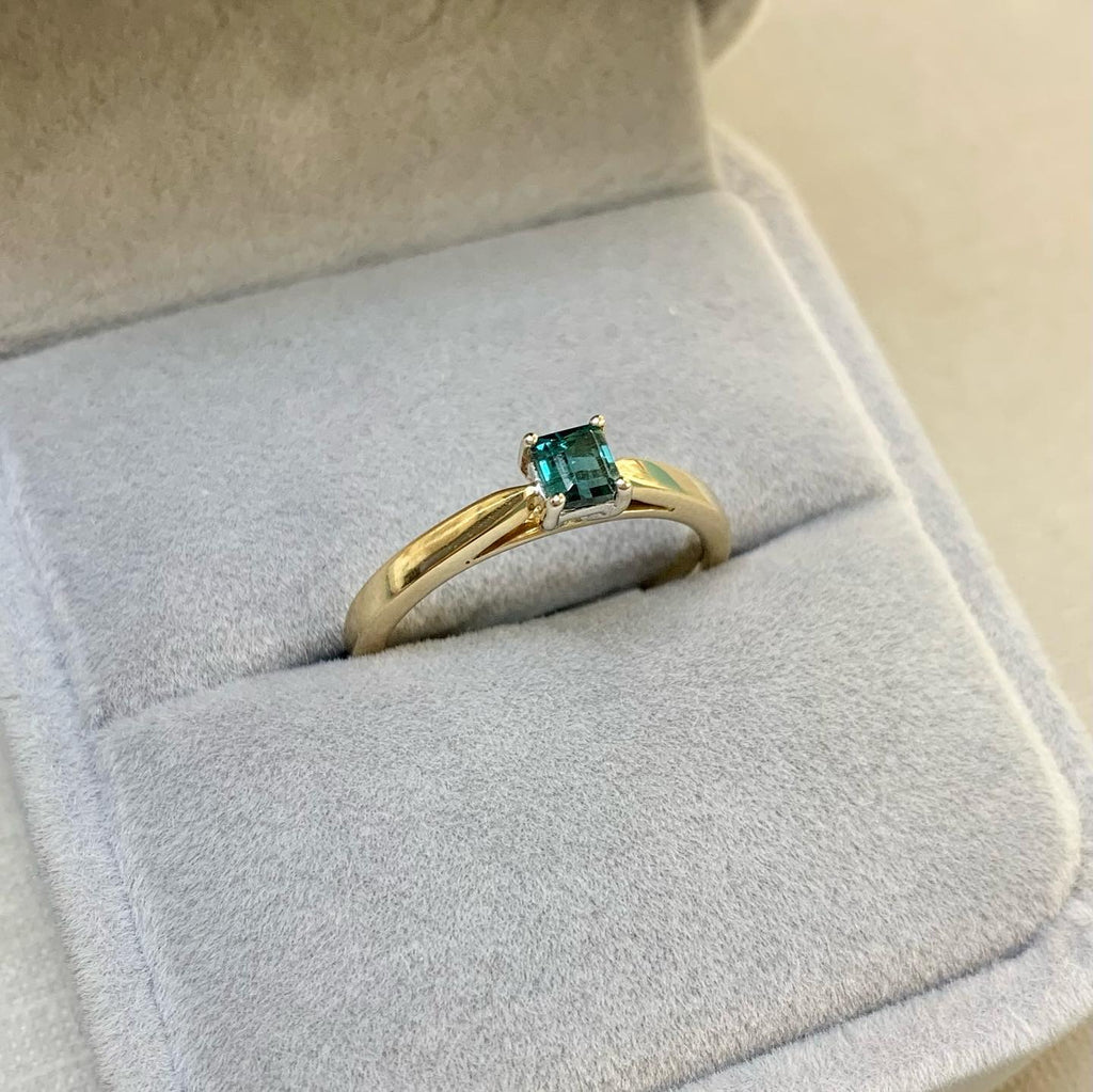 Handmade 18ct Yellow Gold Princess Cut Tourmaline Ring - R2642