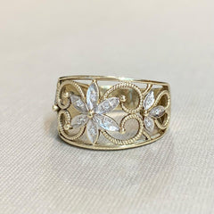 9ct Yellow Gold Ladies Filigree and Floral Design Ring with Diamond Set Petals - R2502