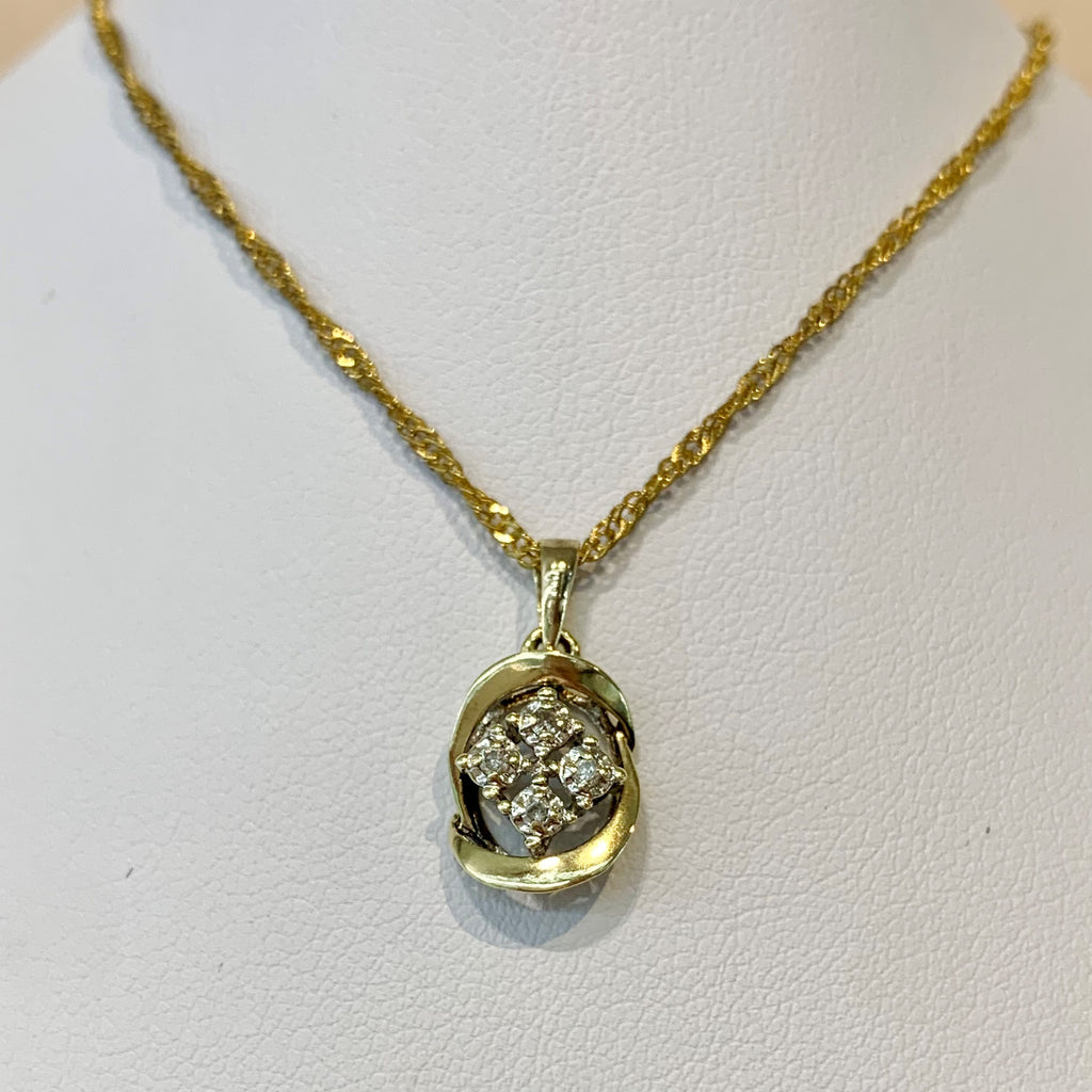 14ct Yellow Gold and Platinum Diamond Pendant - G5815