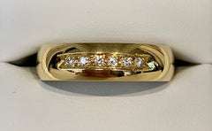 18ct Yellow Gold Pave Set Diamond Wedding Ring- R2543