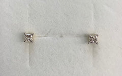 9ct Yellow Gold Princess Cut Claw Set Diamond Stud Earrings - G4565