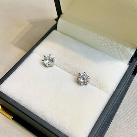 Sterling Silver 0.9ct Round Brilliant Cut Moissanite Studs - G8635