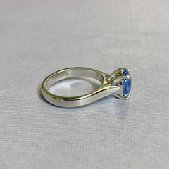 9ct White Gold Ceylon Sapphire Dress Ring - R2850