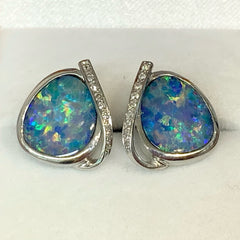 9ct White Gold Ladies Lightning Ridge Opal And Diamond Stud Earrings- G4540