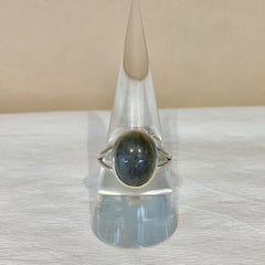 Sterling Silver Oval Labradorite Ring - G7617