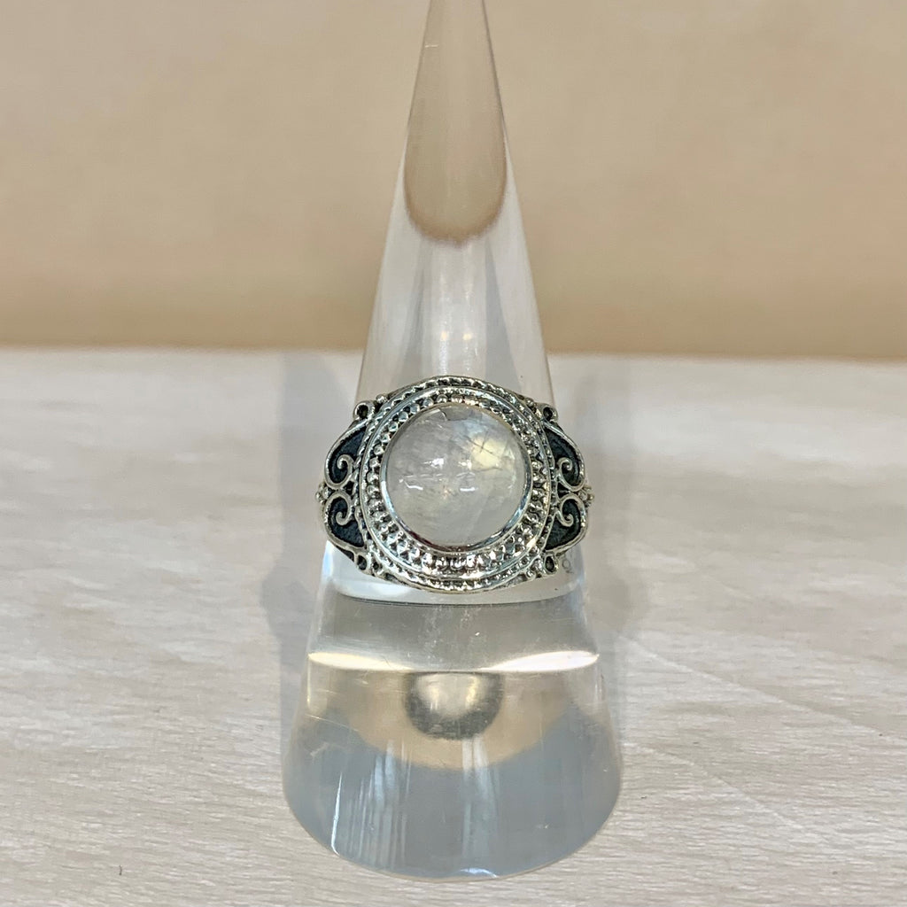 Sterling Silver Round Moonstone Ring - G8492